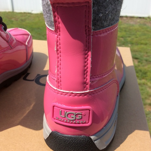 UGG BUTTE II PATENT SPARKLE - Picture 4 of 7